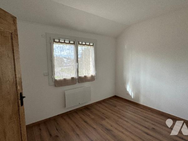 Pavillon de type 4 à vendre à Saint-Parres-aux--Tertres