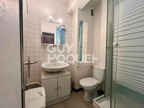 STUDIO - VENDU LOUÉ - BAIL MEUBLÉ