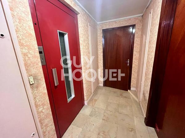 STUDIO - VENDU LOUÉ - BAIL MEUBLÉ