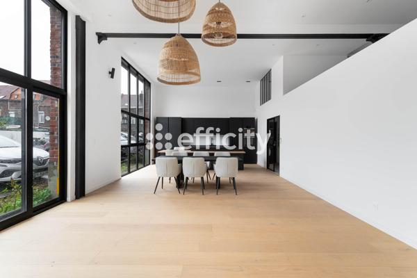 Loft 5 pièces - 140 m²