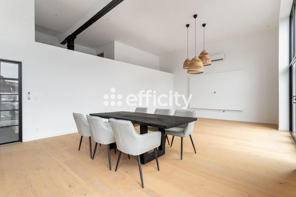 Loft 5 pièces - 140 m²