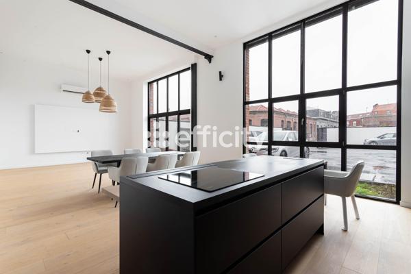 Loft 5 pièces - 140 m²