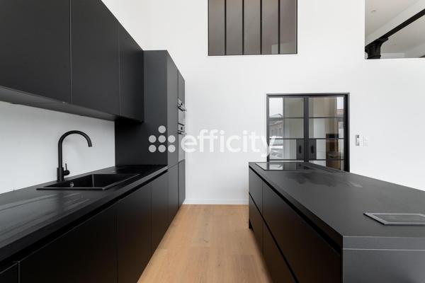 Loft 5 pièces - 140 m²