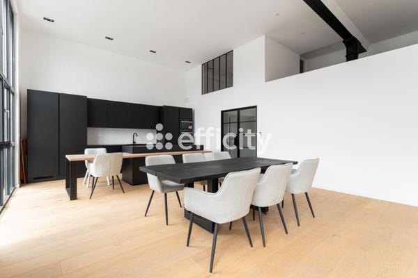 Loft 5 pièces - 140 m²