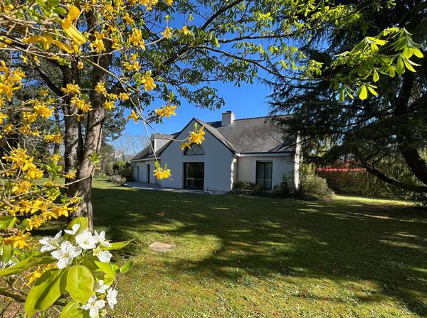 Biens de prestige à vendre La Chapelle Sur Erdre : 695 000 € - AJP Immobilier Nantes Nord