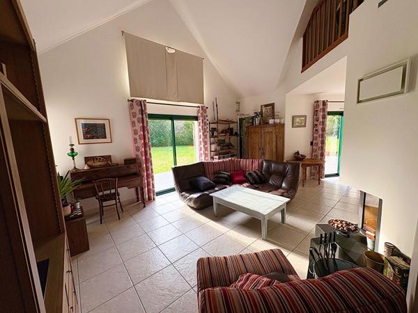 Biens de prestige à vendre La Chapelle Sur Erdre : 695 000 € - AJP Immobilier Nantes Nord