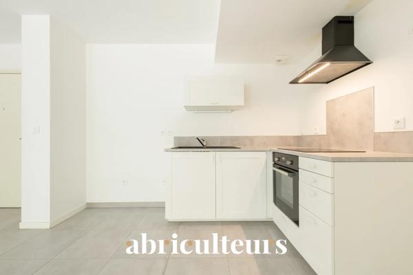 ROUSSET T3 récent 63 m² avec terrasse, box et DPE A