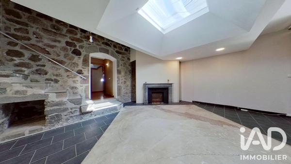 Maison à vendre 13 pièces 305 m² Saint-Martin-Valmeroux