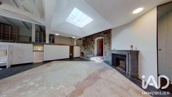 Maison à vendre 13 pièces 305 m² Saint-Martin-Valmeroux