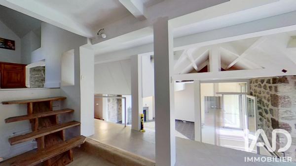 Maison à vendre 13 pièces 305 m² Saint-Martin-Valmeroux