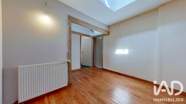 Maison à vendre 13 pièces 305 m² Saint-Martin-Valmeroux