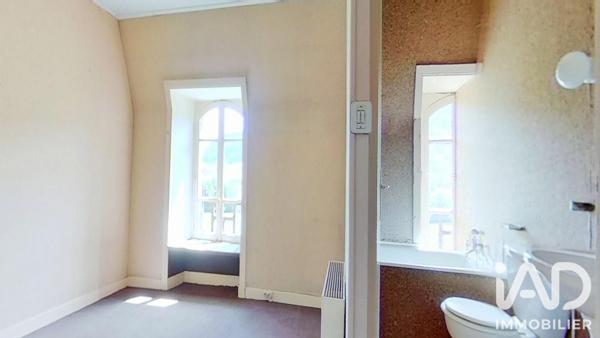 Maison à vendre 13 pièces 305 m² Saint-Martin-Valmeroux
