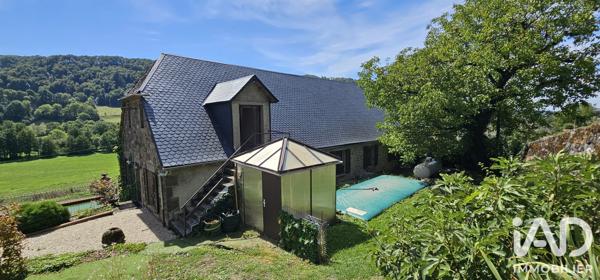 Maison à vendre 13 pièces 305 m² Saint-Martin-Valmeroux