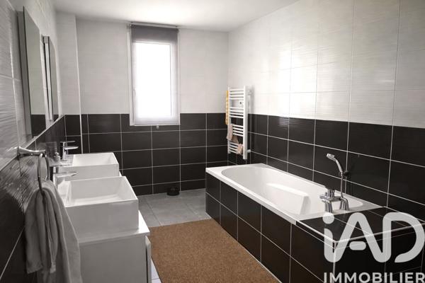 Maison à vendre 5 pièces 136 m² Rezé