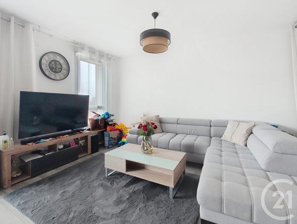 Appartement F3 à vendre  3 pièces - 62,70 m2 DAMMARIE LES LYS - 77