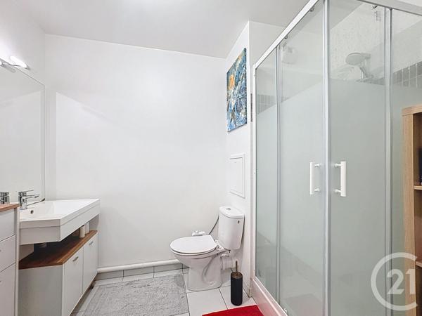 Appartement F3 à vendre  3 pièces - 62,70 m2 DAMMARIE LES LYS - 77