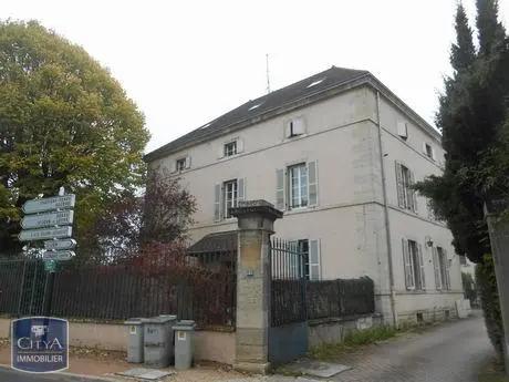 Appartement à louer 2 pièces 50.1m²