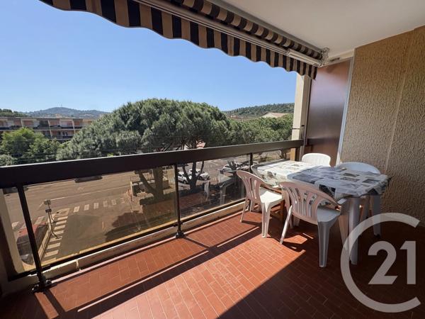 Appartement F3 à vendre  3 pièces - 55,75 m 2   LA LONDE LES MAURES  - 83