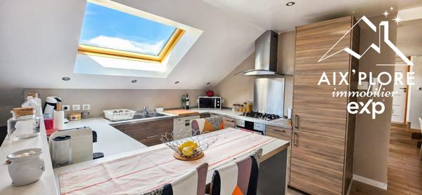 Appartement de type 4 duplex dans résidence avec piscine