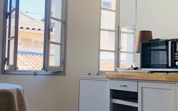 Immeuble à vendre    4 pièces •  Avignon