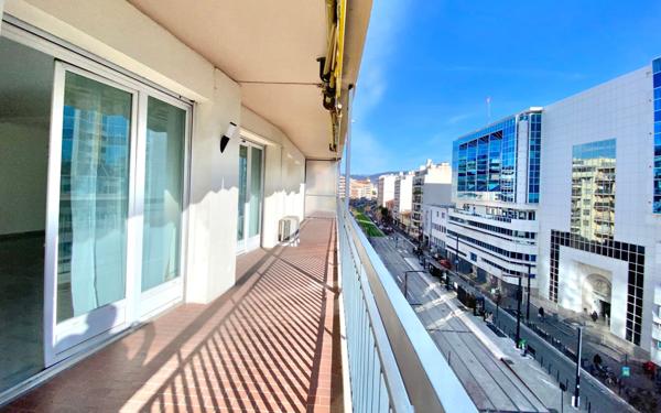 Appartement à vendre    4 pièces • 115,75 m2 Nice