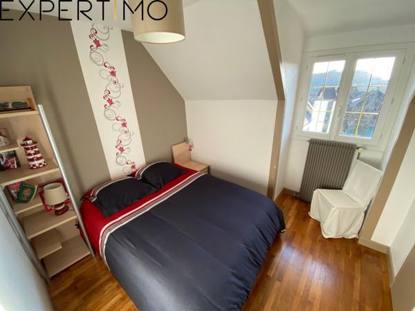 Montmorot (39570) Proche centre Lons, Villa 11 pièces