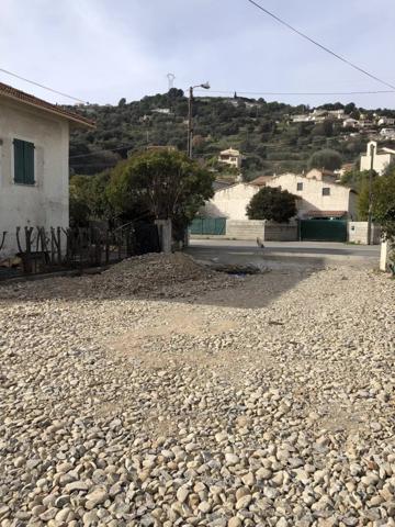 1.bail commercial+ 1 maisons – ENTREPOT SUR 2 niveaux Production d’agrumes – Fort rendement