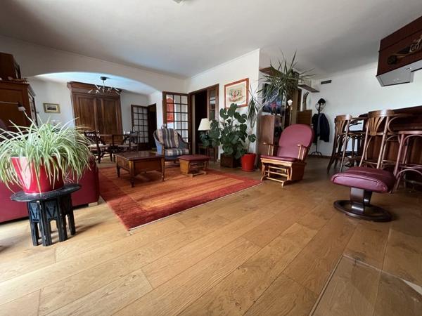 Maison à vendre |  Lavérune |  9 pièces | 195 m²
