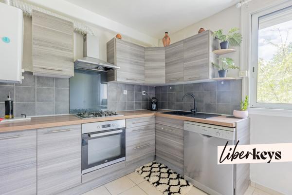 Appartement 5 pièces 92 m² Quartier Hôpitaux-Facultés