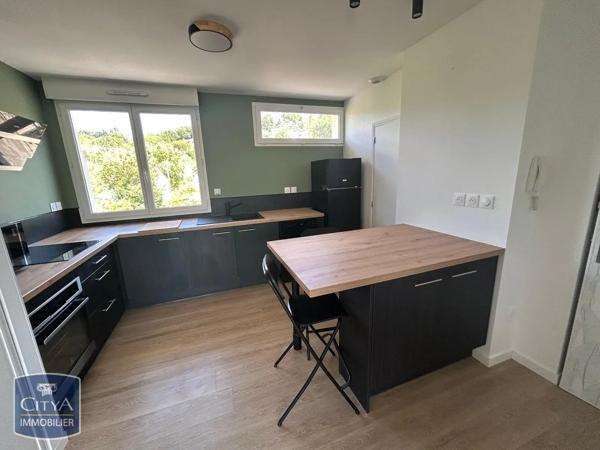 Appartement à louer 3 pièces 67.7m² Agen (47000)