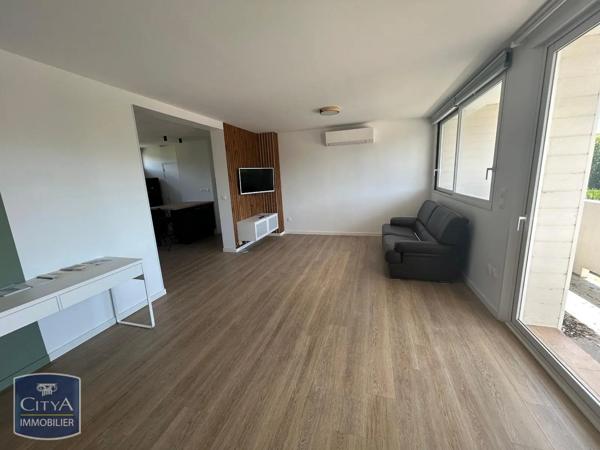 Appartement à louer 3 pièces 67.7m² Agen (47000)