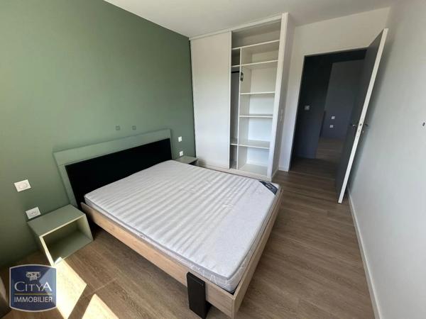 Appartement à louer 3 pièces 67.7m² Agen (47000)