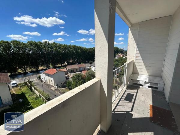 Appartement à louer 3 pièces 67.7m² Agen (47000)