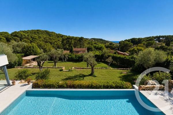 Maison à vendre  8 pièces - 314 m 2   MOUGINS  - 06