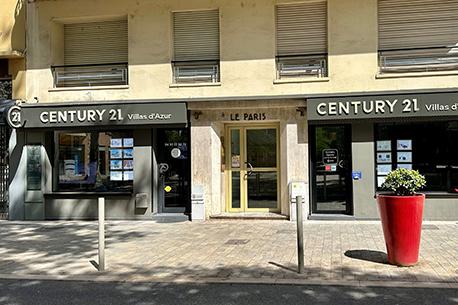 Maison à vendre  8 pièces - 314 m 2   MOUGINS  - 06