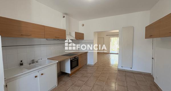 Location Maison 4 pièces 113.3 m² - Orgon 13660