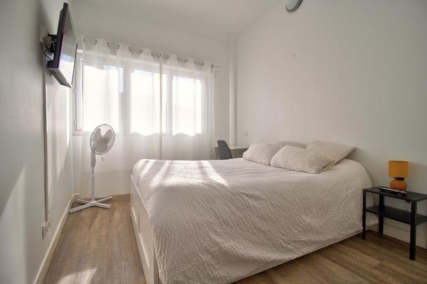 AGEN Hyper Centre-Ville - Immeuble de rapport rénové de 177m² composé de 9 chambres de colocation.