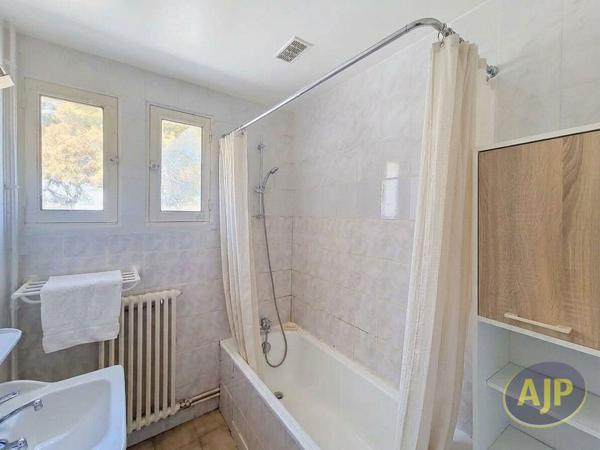 Maison à vendre Montaigu - 5 pièces, 105m² avec 4 chambre(s) à 244 900€ - AJP Immobilier Montaigu