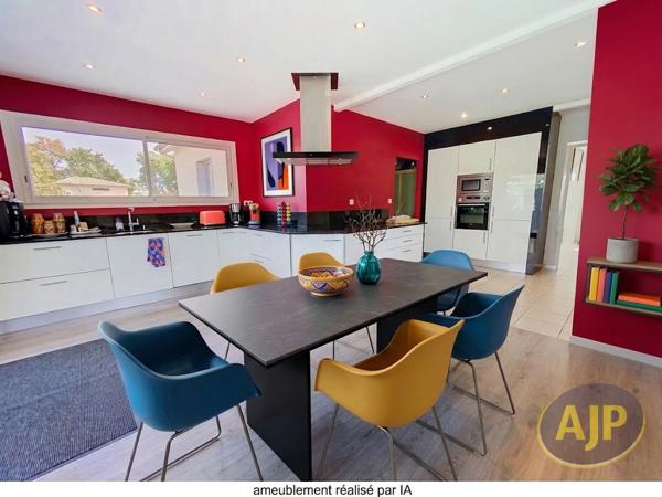 Maison à vendre Leognan - 8 pièces, 211m² avec 0 chambre(s) à 549 000€ - AJP Immobilier Cestas