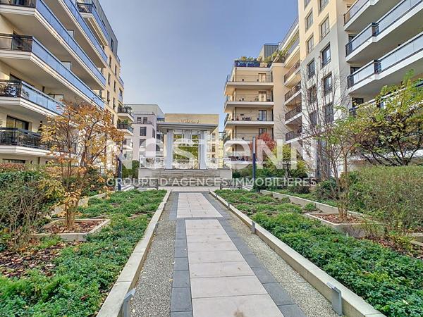 ISSY LES MOULINEAUX - CORENTIN CELTON - Vente Appartement 2 pièces avec balcon