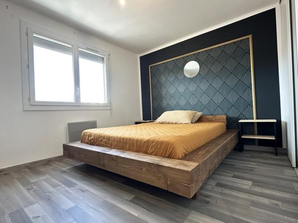 Nîmes (30000) Super appartement de type 3 ou 4 parfaitement rénové