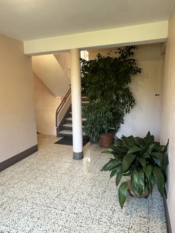 Nîmes (30000) Super appartement de type 3 ou 4 parfaitement rénové