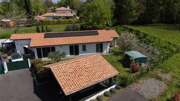 Maison de plain pied 154 m² 