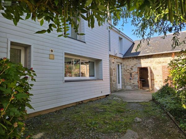 Maison de ville à vendre à Villaines-la-Juhel en Mayenne (53700), ref : 1366