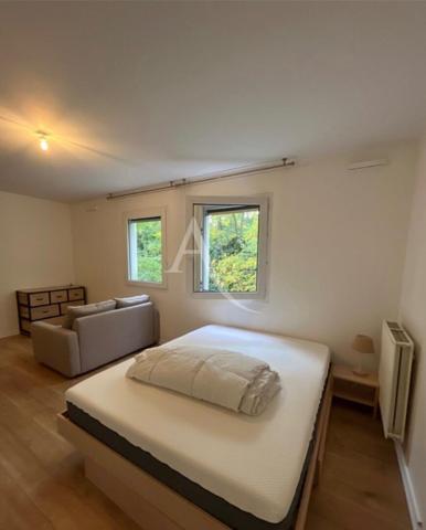 Suresnes (belvédère) - Studio de 30m²
