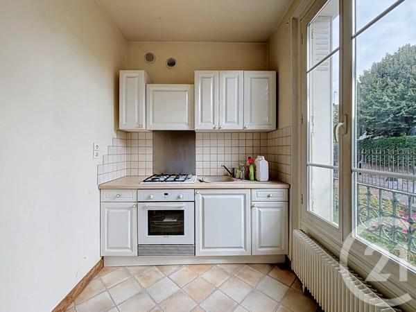 Maison à vendre  6 pièces - 89,56 m 2   VERSAILLES  - 78