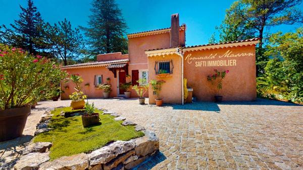 Maison 120m2 sur un terrain plat de 2300m2