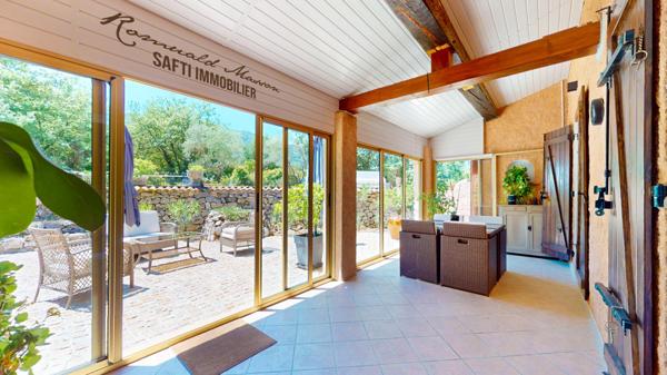 Maison 120m2 sur un terrain plat de 2300m2