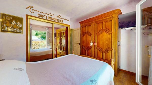 Maison 120m2 sur un terrain plat de 2300m2