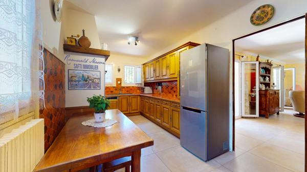 Maison 120m2 sur un terrain plat de 2300m2